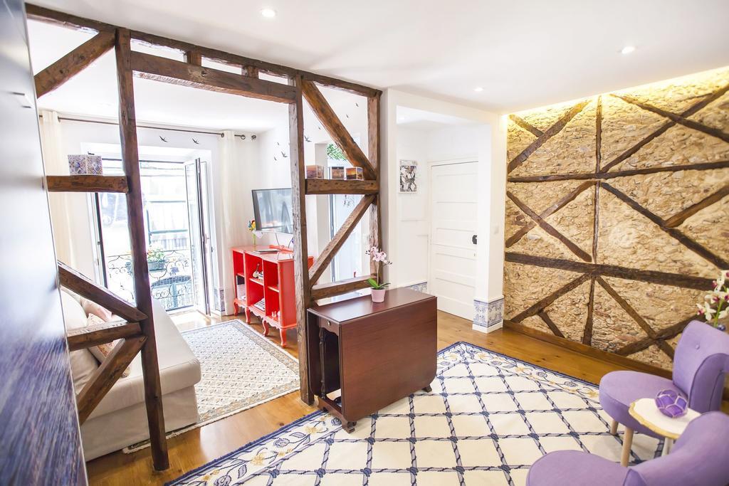 Typical Bairro Alto Appartement
